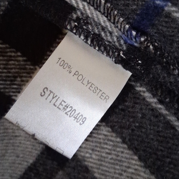 Mystree Black, White and Blue Plaid Shirt Jacket Size Small - Picture 13 of 13